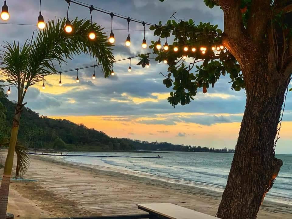 Nangkam Boutique Donsak Hotel Ban Pheng Krong Exterior foto